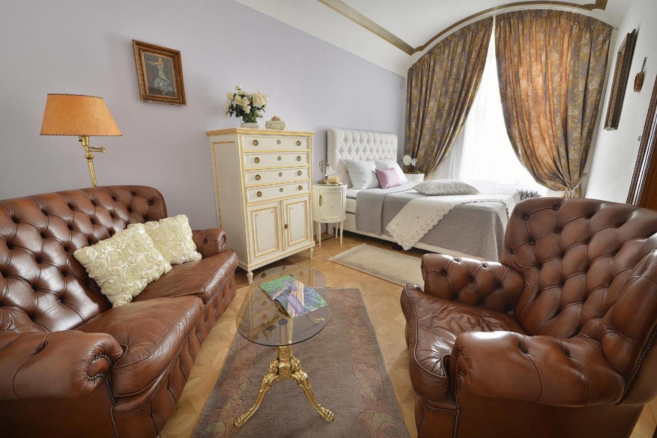 Apartman Dalia Janackovo Nabrezi Prague Extérieur photo