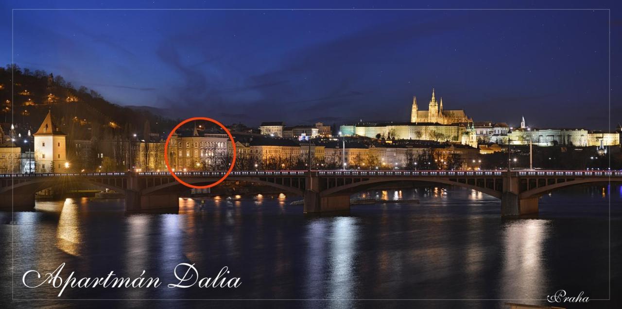Apartman Dalia Janackovo Nabrezi Prague Extérieur photo