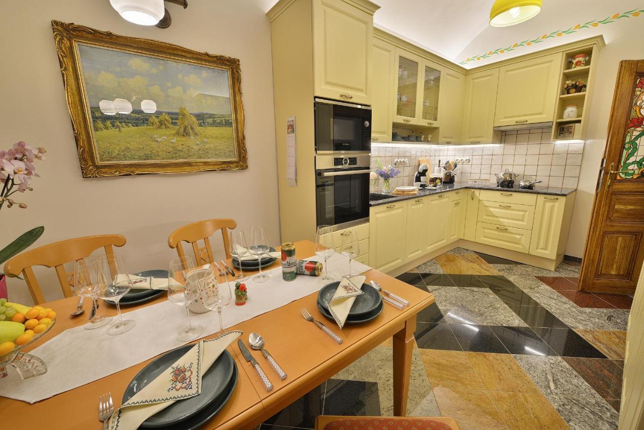 Apartman Dalia Janackovo Nabrezi Prague Extérieur photo
