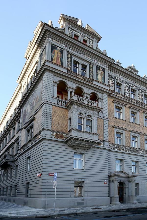 Apartman Dalia Janackovo Nabrezi Prague Extérieur photo